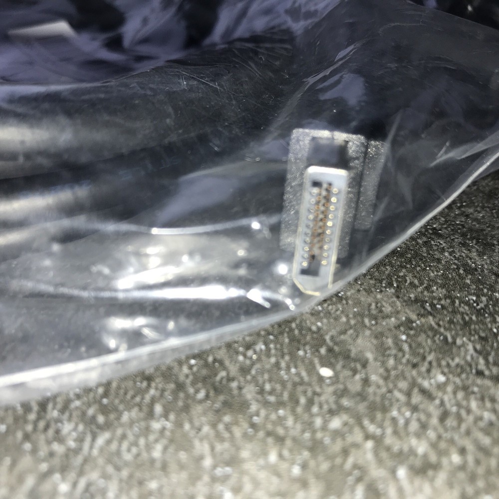 Phillips display port cable