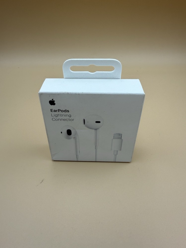 Apple EarPods Lightning Connector - White