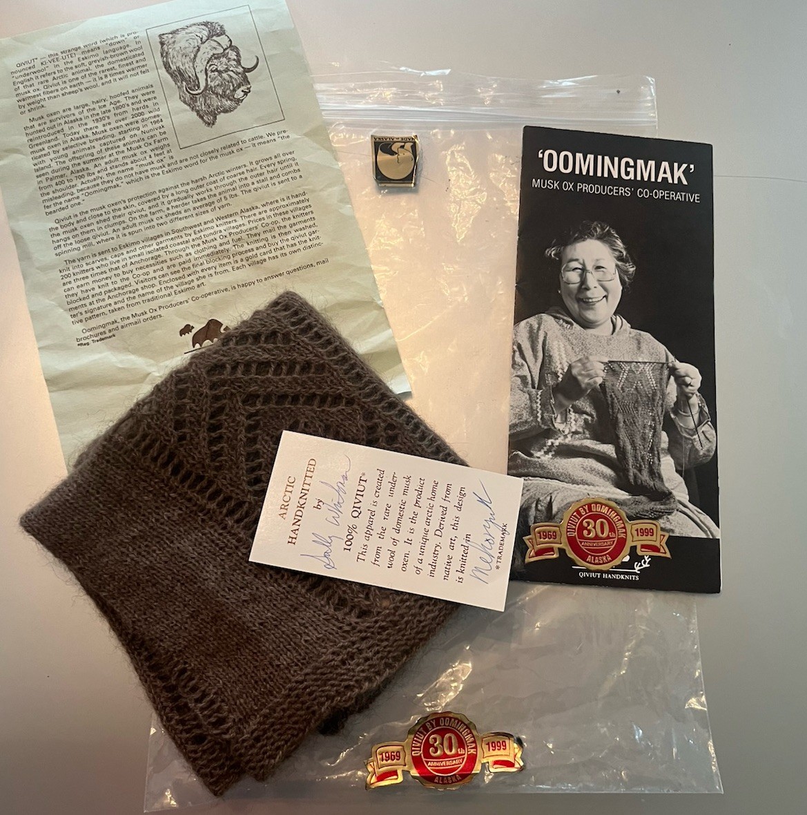 Authentic Qiviuk 100% Musk Ox Oomingmak  Eskimo Smoke Ring Handknit Alaskan