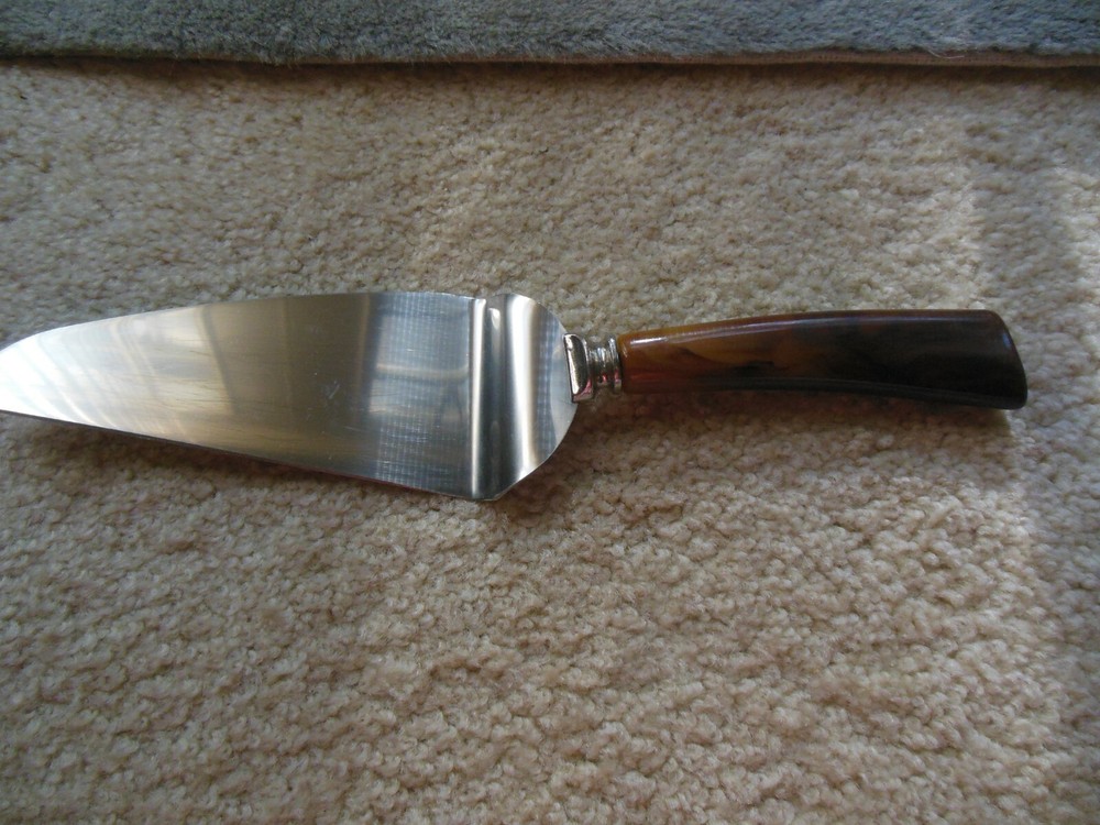 Vintage Bakelite Handle Cake Pie Server Kitchen Utensil