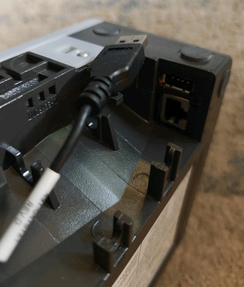 NCR RealPOS Single Horizontal Window Scanner, 7884-1002