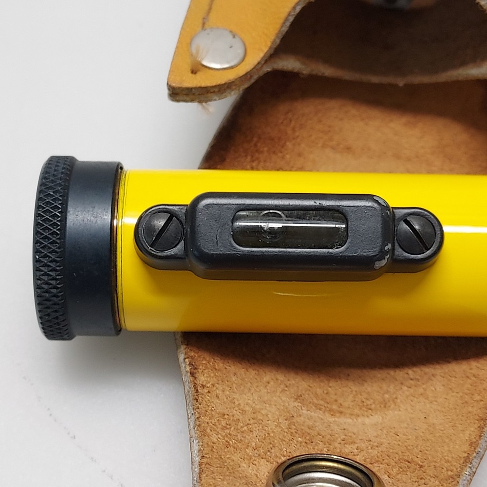 LIETZ 8040-00 VTG ENGINEERING SURVEYOR TELESCOPING LEVELING HAND SIGHT WITH CASE