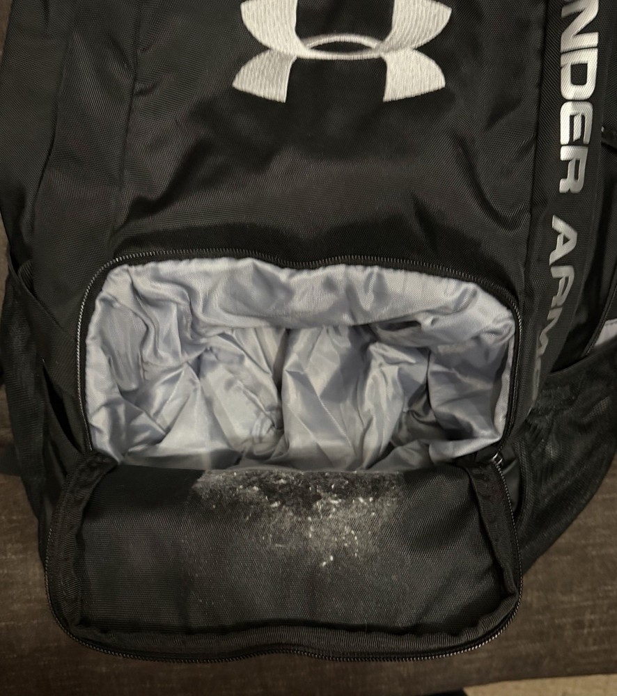 Preowned Under Armour Medium/Large Black & Gray Backpack Bag
