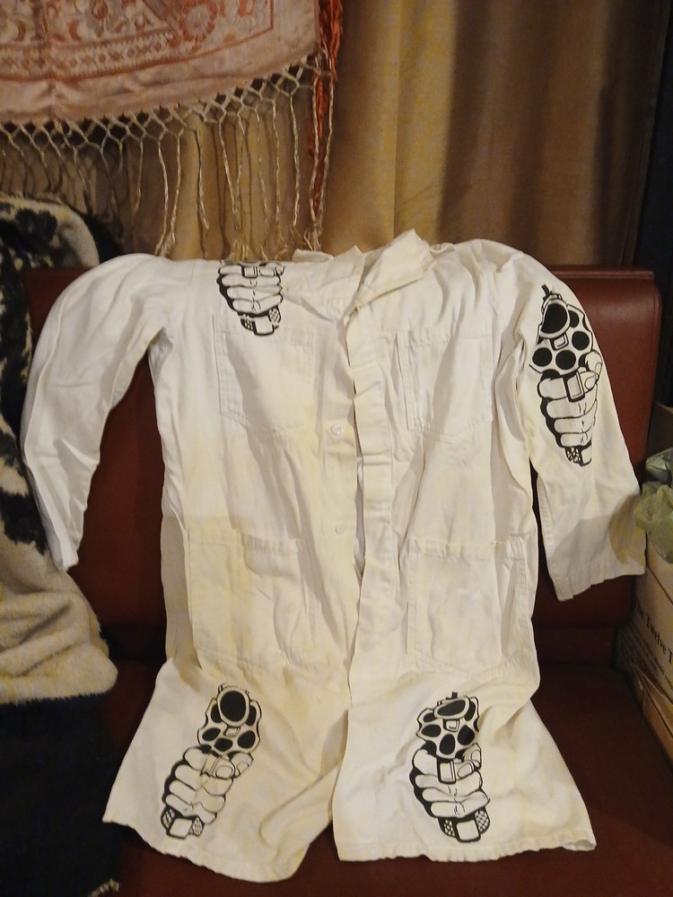 100% Cotton Size 42 BACK OFF Lab Coat