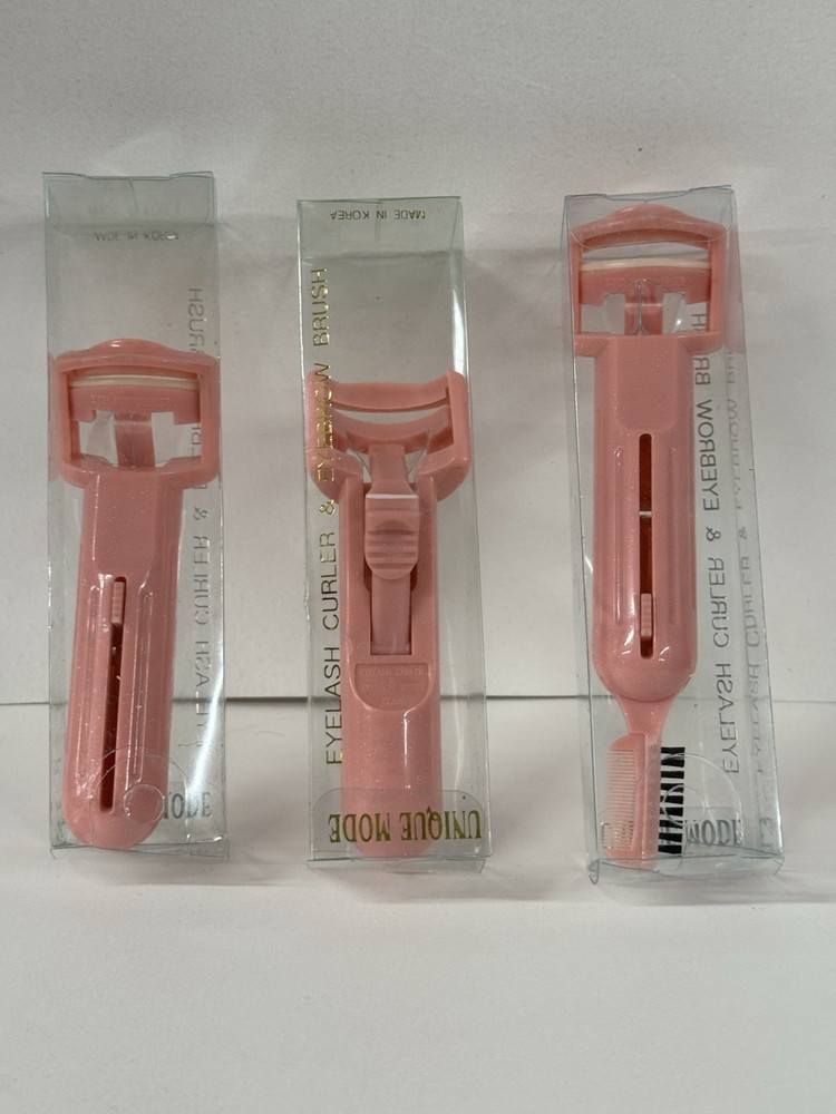 Eyelash curler & eyebrow brush
