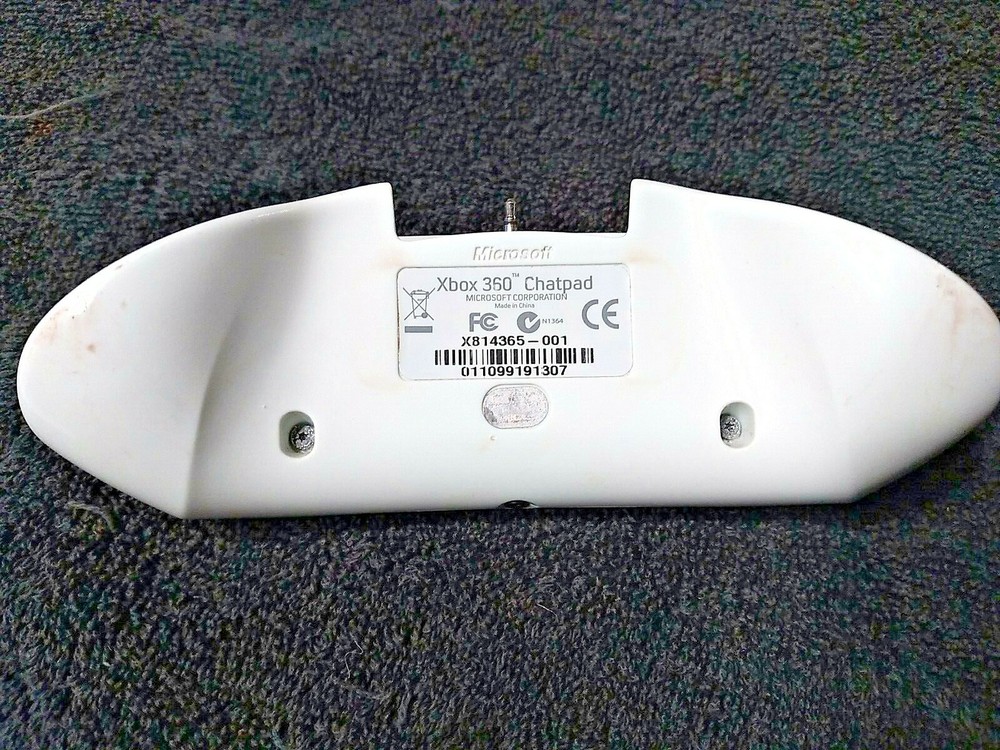 Microsoft XBox 360 Chatbox keypad for Xbox 360 Controller, White