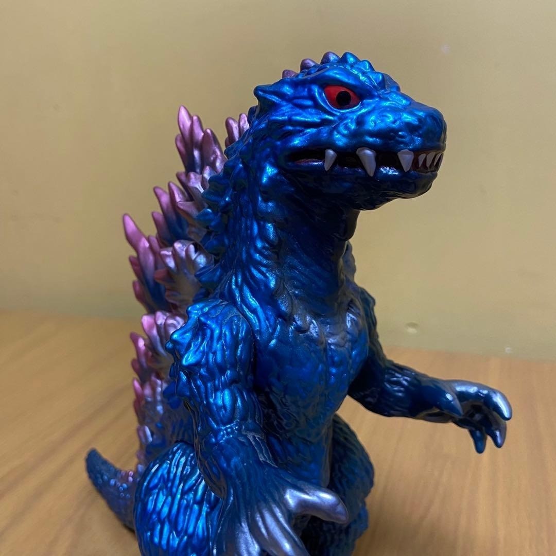 Video Fan Club Limited Edition M1 2000 Godzilla Soft Vinyl 5398 From Japan