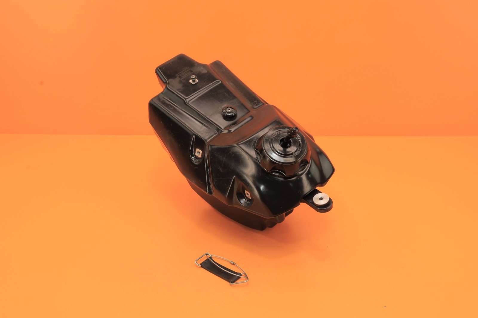 2007 04-09 CRF250R CRF250 OEM Gas Tank Fuel Cell Petrol Canister Cap Valve Mount