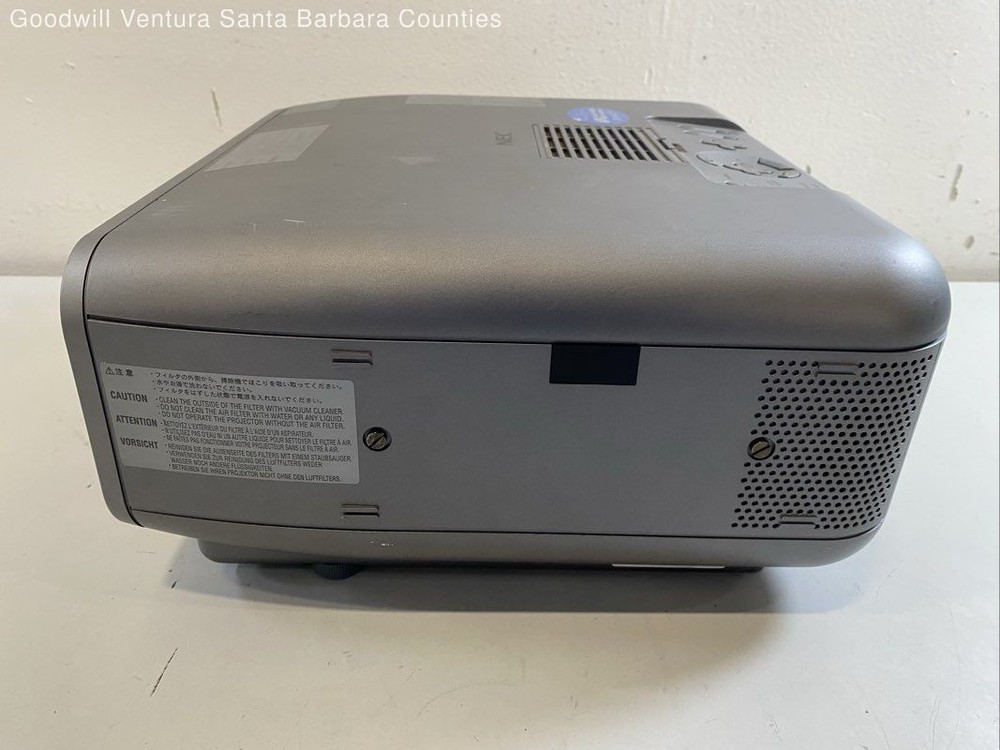 Nec GT950 LCD Projector - Read