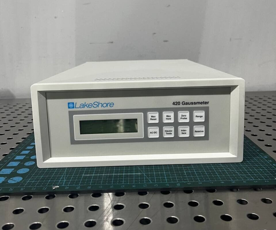 LakeShore 420 Gaussmeter