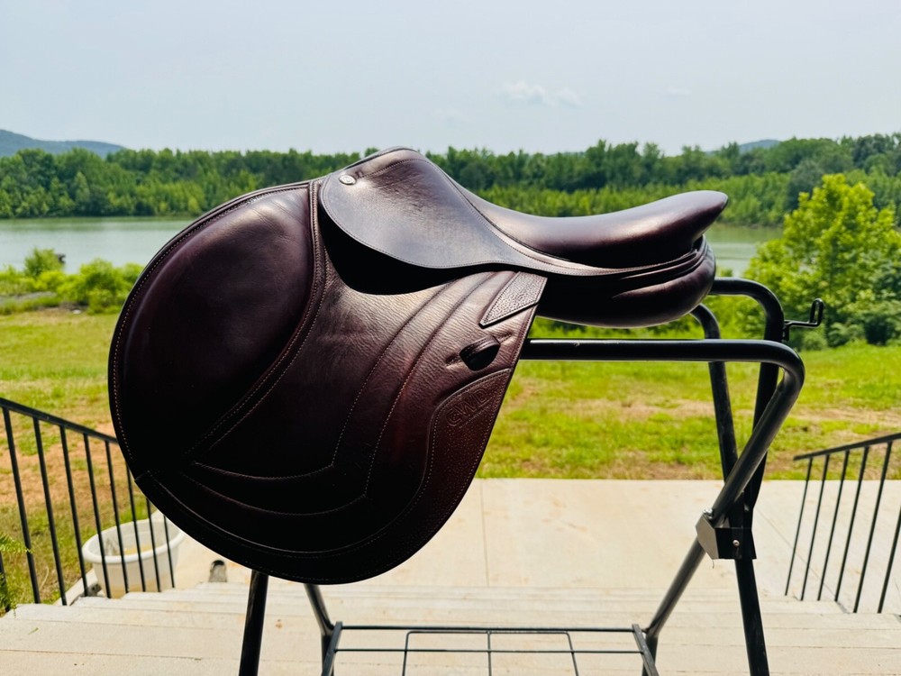 cwd saddle 17 se03