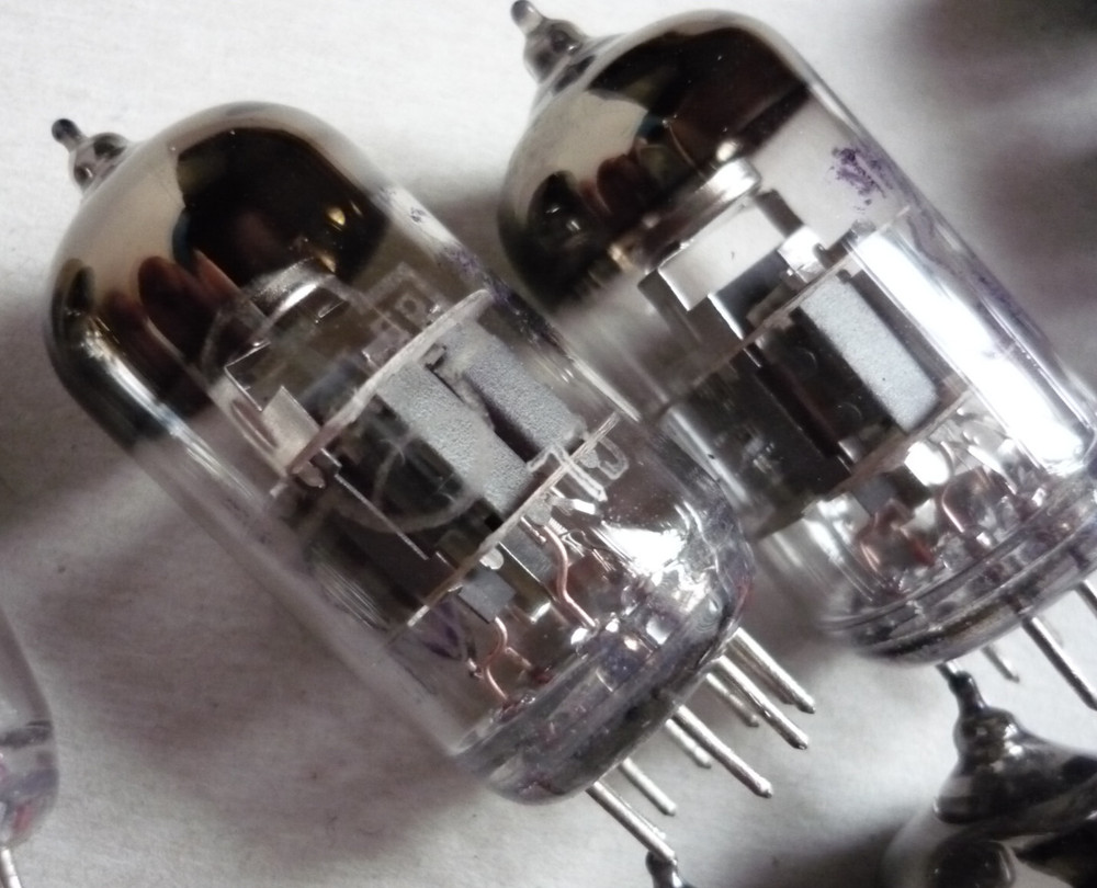 8pcs. 6N23P-EV / 6Н23П-ЕВ = ECC88 Double triode MILITARY. NEW. ONE BATCH 03-1973