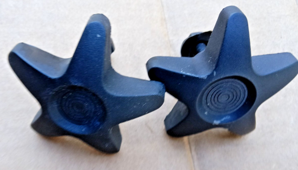 Proline 4 Wheel Walker 803SBL - Tightening Knobs.