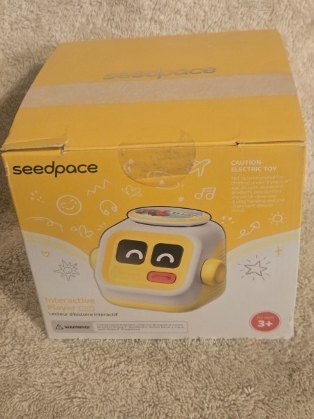 Seedpace Interactive Player Starter Set - Screen-Free Storyteller - Model XHS10A