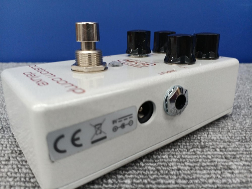 MXR CUSTOM COMP DELUXE Model