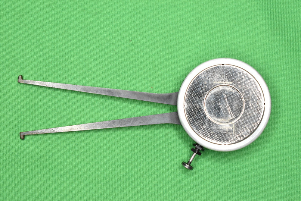 Linear Internal Dial Caliper 3/8"-1-3/8" No Case