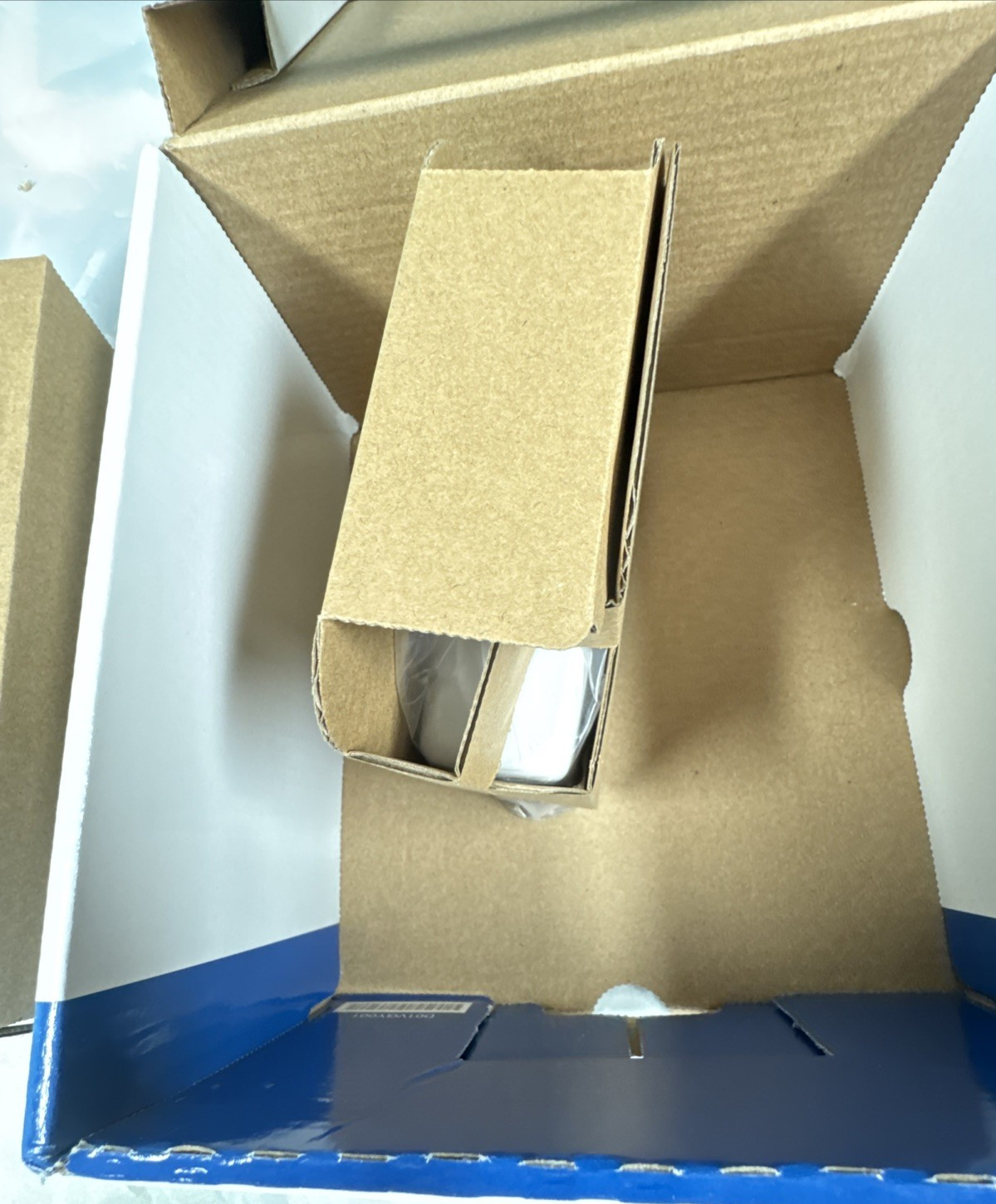 Brother P-Touch Cube Smartphone PT-P300BT Bluetooth Wireless Label Maker