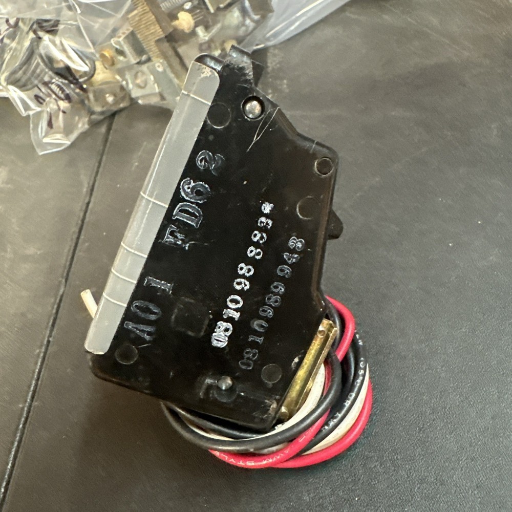 SIEMENS AUX SWITCH (USED) A01FD62