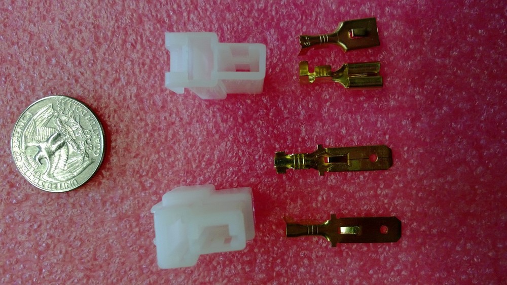 TYT MOBILE " T " TYPE REPLACEMENT CONNECTOR DC PLUG ONLY NEW
