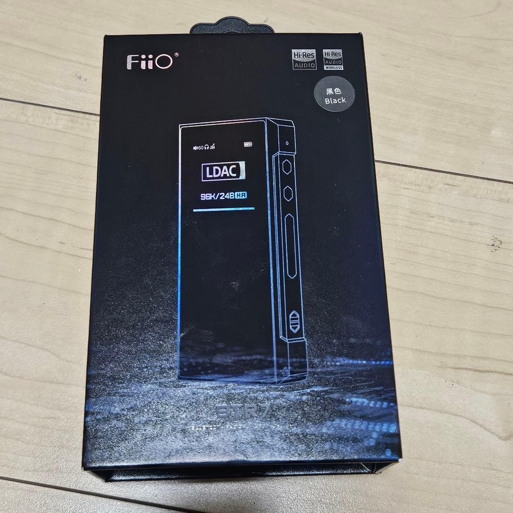 FiiO BTR7 Portable DAC Amp w/ Box All Function Tested Black