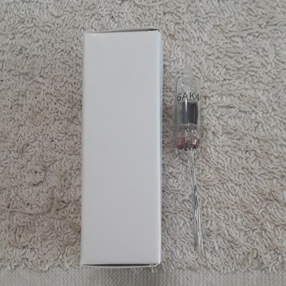 NOS Sylvania 6AK4 Vacuum tube - White box - Tested