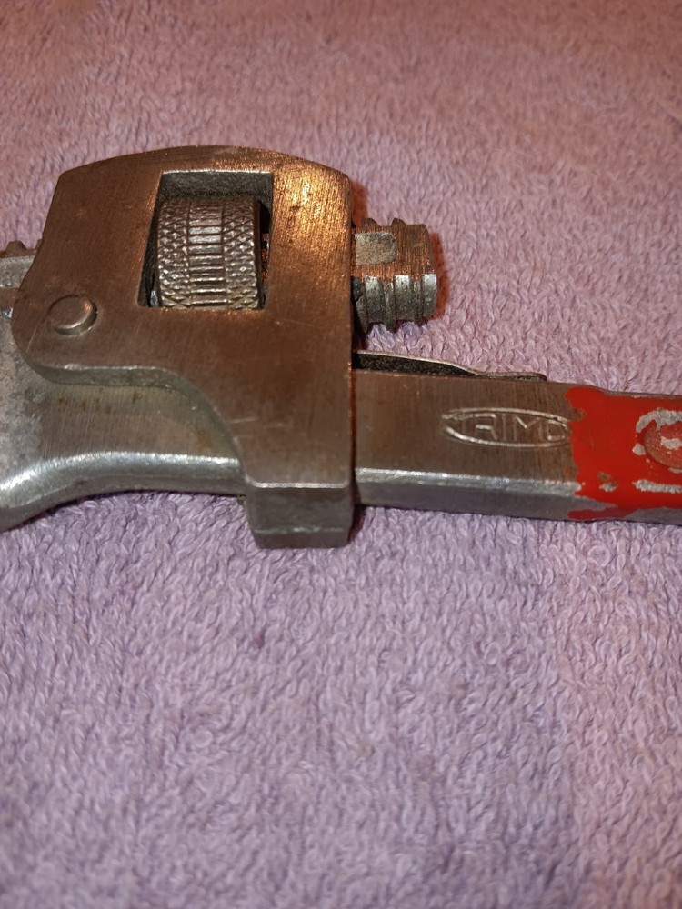 Vintage TRIMO SIZE 8" ADJUSTABLE PIPE WRENCH