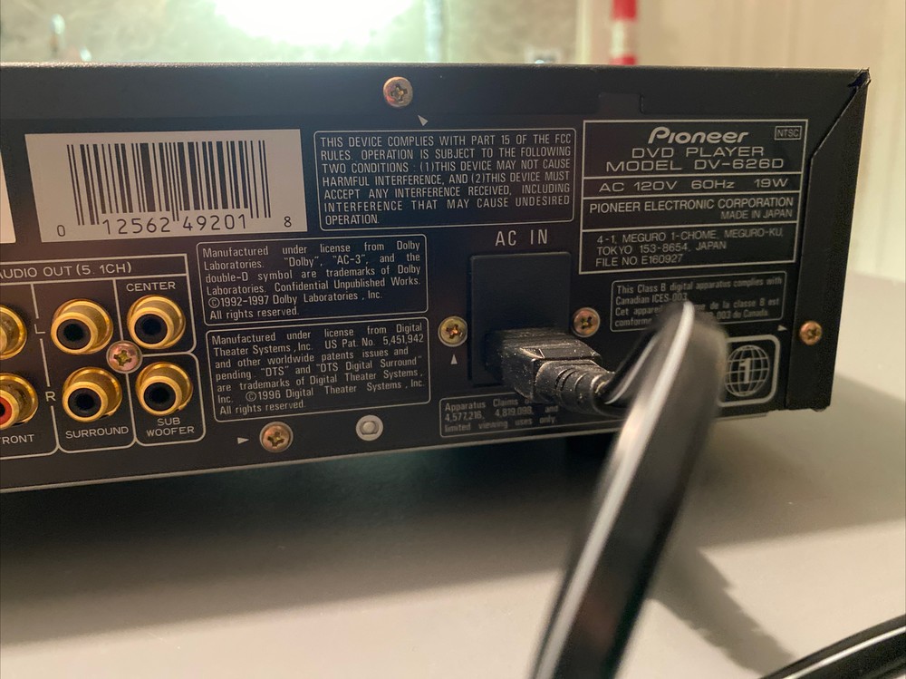 Pioneer DV-626D DVD Player with Component System Hookups