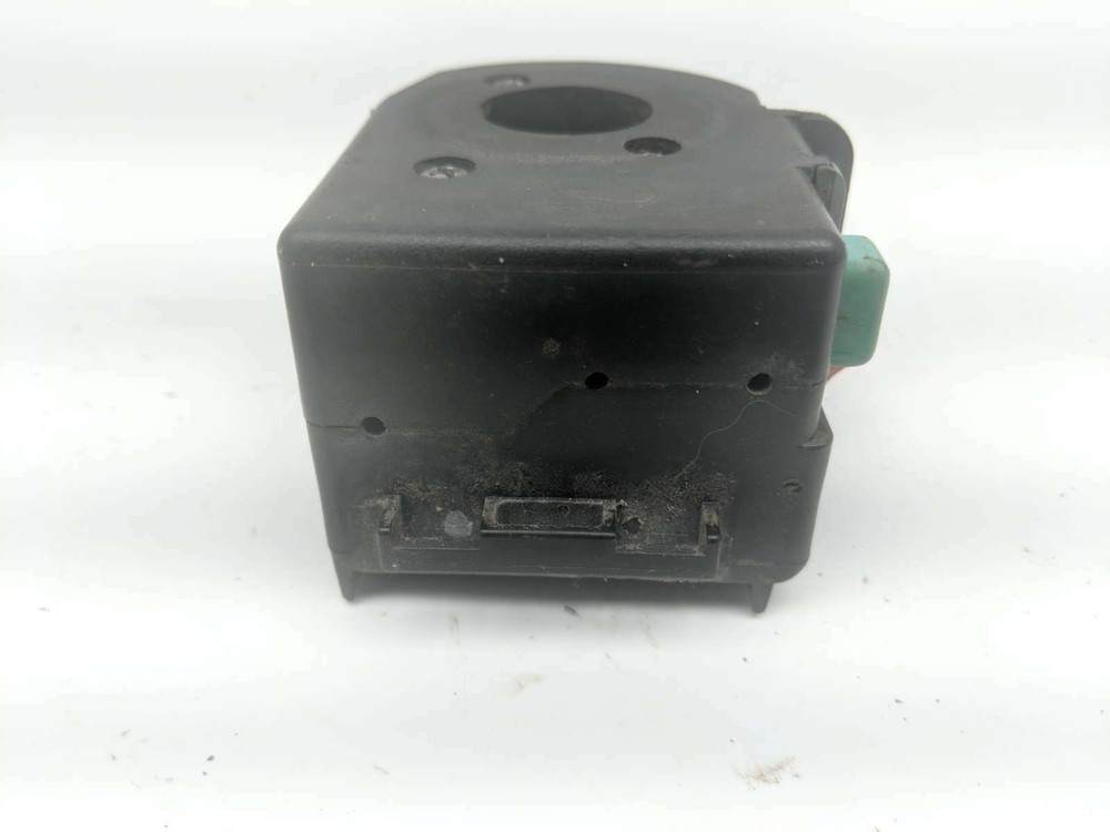 05 Polaris Predator 500 Left Control Button Switch
