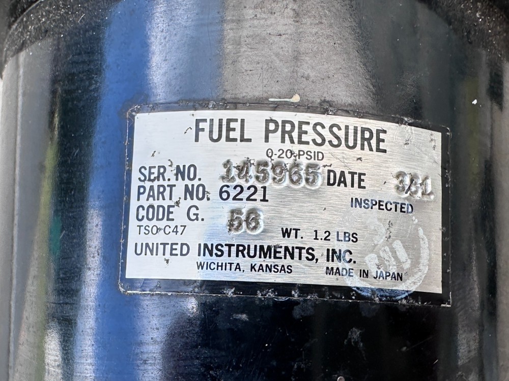 United Instruments 6221 Code G.56 - Dual Fuel Pressure Meter
