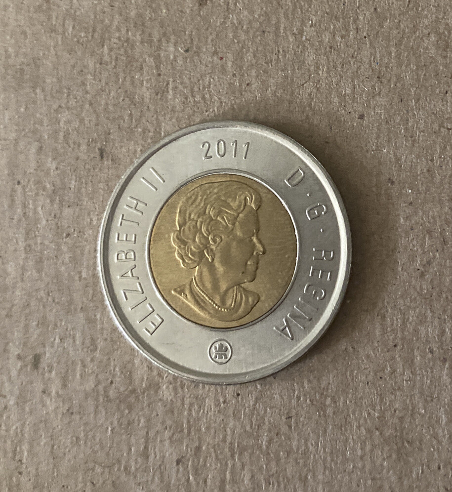 2011 Canada Polar Bear 2 Dollar Coin