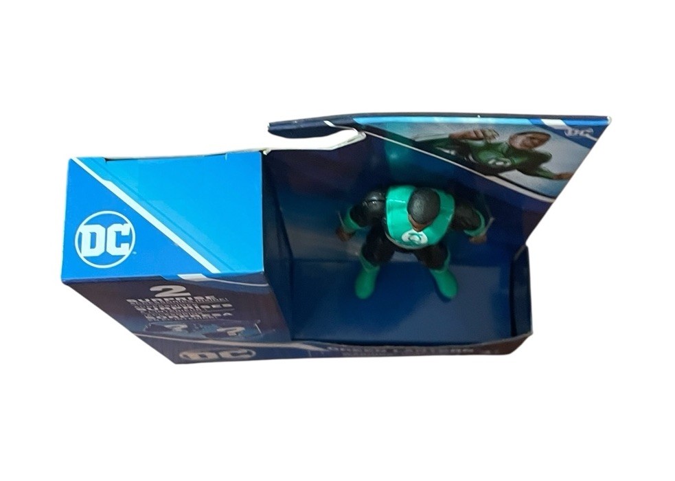 DC Spin Master Green Lantern 4" Figure With 2 Surprise Accessories