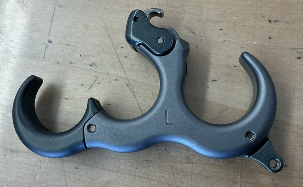 Ultraview Hinge 2 Large Release with Extra Additions Great Condition