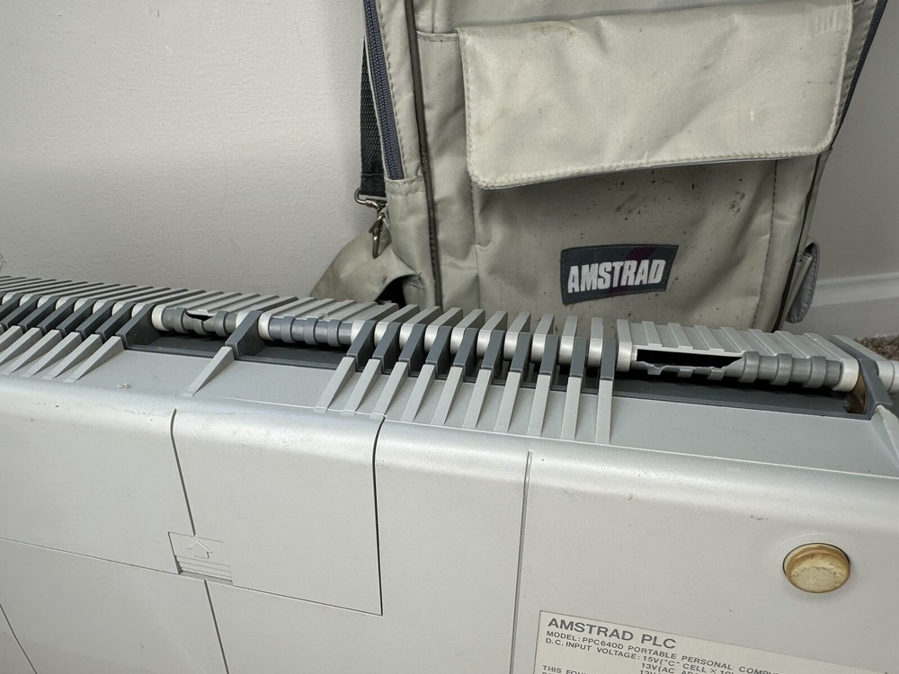 AMSTRAD PPC 640 Vintage Portable Computer