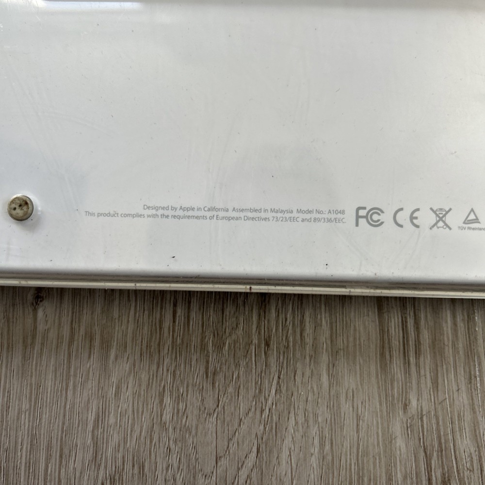 Apple Pro Keyboard A1048 USB Wired White Translucent Acrylic Tested Working READ