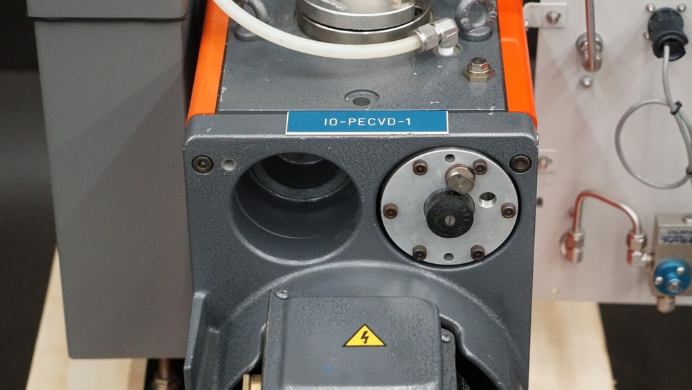 EDWARDS E2M40 PFPE Rotary Vane Two-Stage Vacuum Pump 3PH