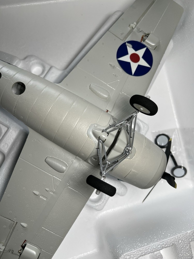 NEW UMX F4F Wildcat BNF Basic E-flite EFLU3650