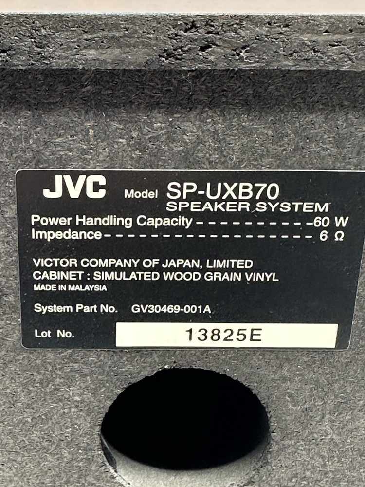 JVC FS-B70 Compact Component System Bookshelf Stereo : 5 CD, Cassette, AM/FM