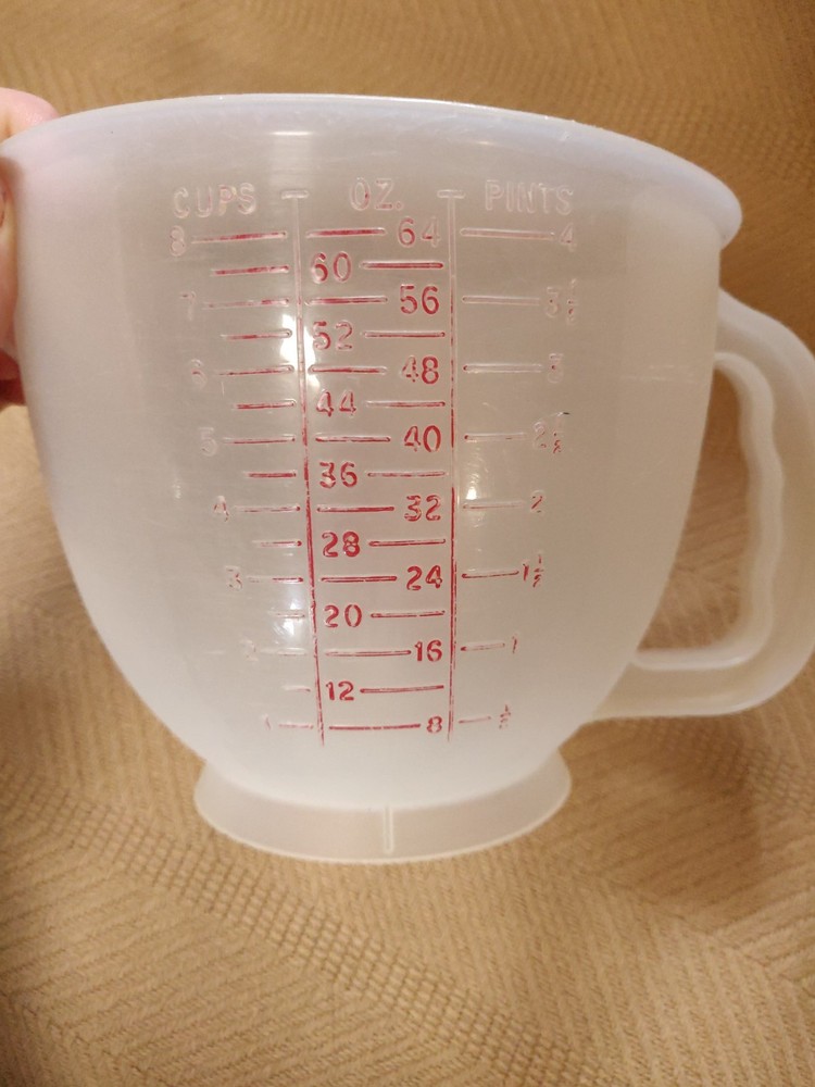 Tupperware 8 cup Measuring Pitcher No Lid