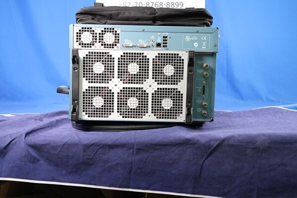 Tektronix TLA7012 Logic Analyzer mainframe only, without grabber
