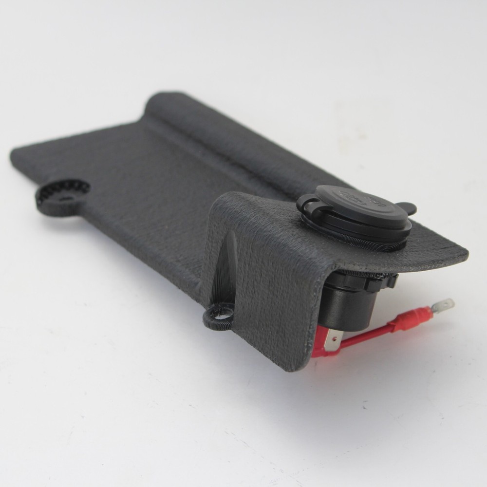 BMW E30 Utility Panel & Phone Mount - Single USB Charge Socket
