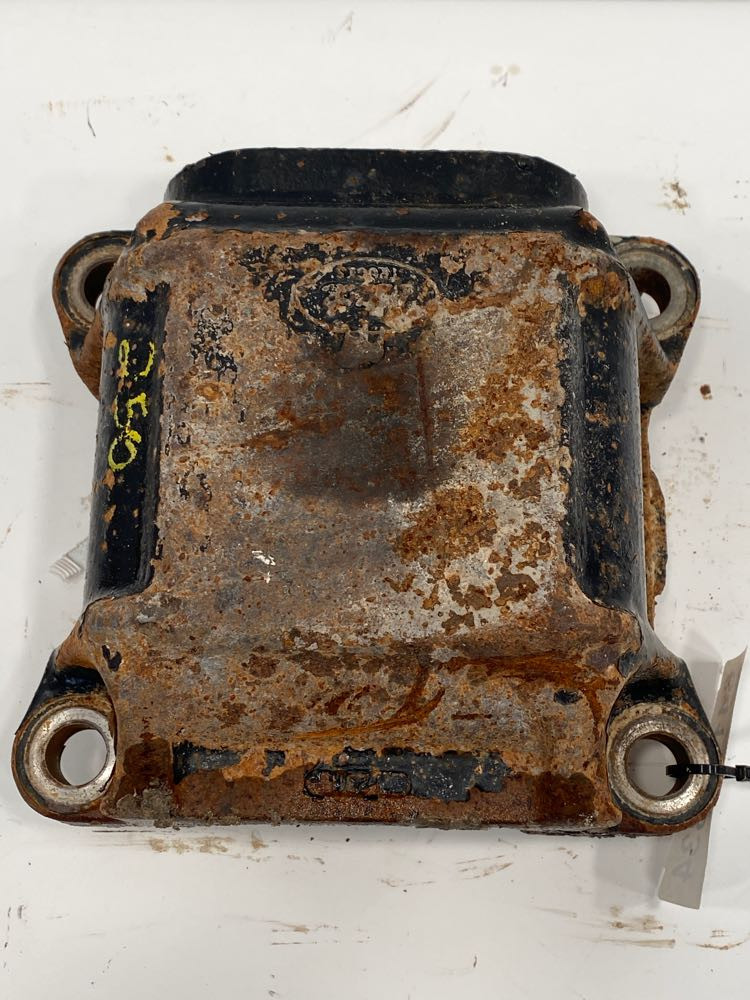 Mack Camelback Suspension Bracket 52QK418P5 (641-12334)