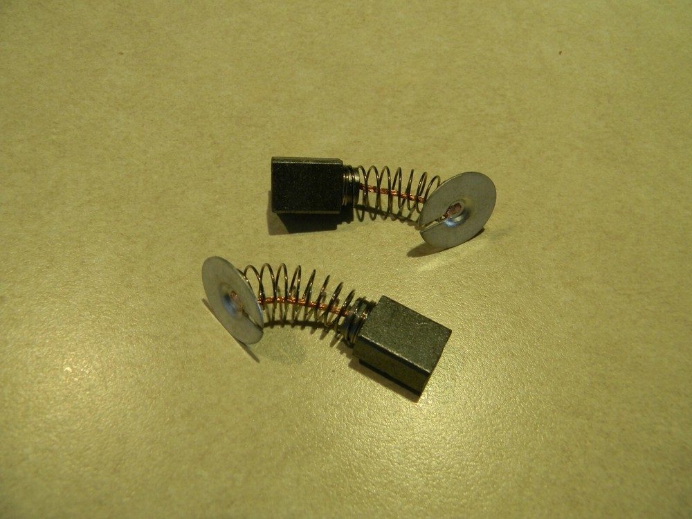 DeWalt DW130 + 126 other tool brushes