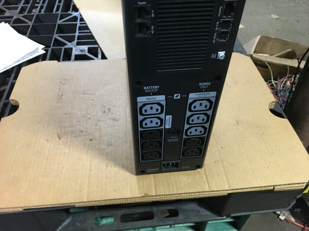 APC Back-UPS Pro 1200, great condition, LG-30