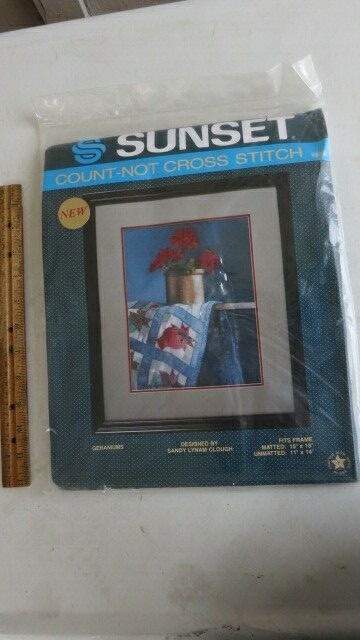 Sunset Count-Not Cross Stitch Kit 2889 Geraniums NIP 1987