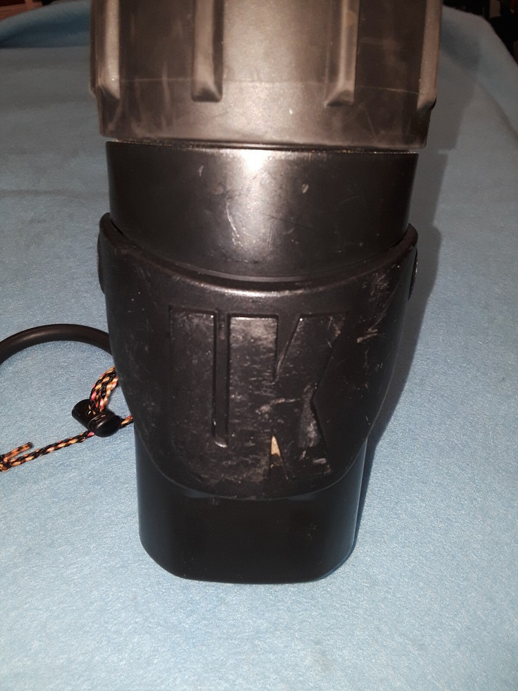 Used Underwater Kinetics Halogen Dual Bulb Dive Light