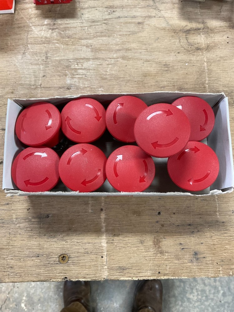 Lovato 8 LM2T B6344 Twist to Release E-stop button