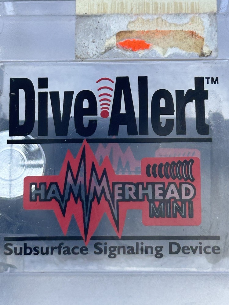 Dive Alert Hammerhead Mini Subsurface Signaling Device in Case