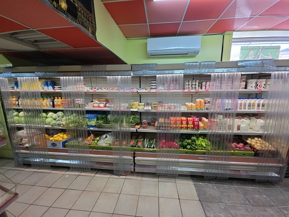 hussmann refrigeration display case