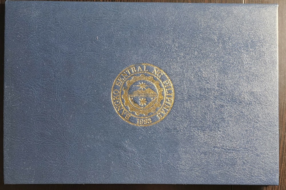 Philippines Pesos 2000 Centennial Commemorative Banknote