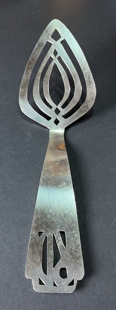 Arts & Crafts Deco Hand Cut Silver Pie Server Unique LOOK !